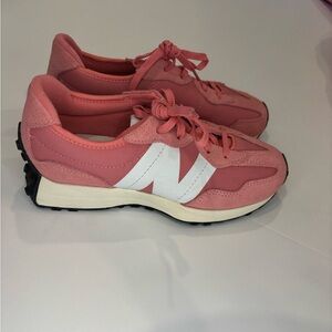 New Balance Tennis Shoes - Pink - Worn Twice Very Clean — Size 3.5